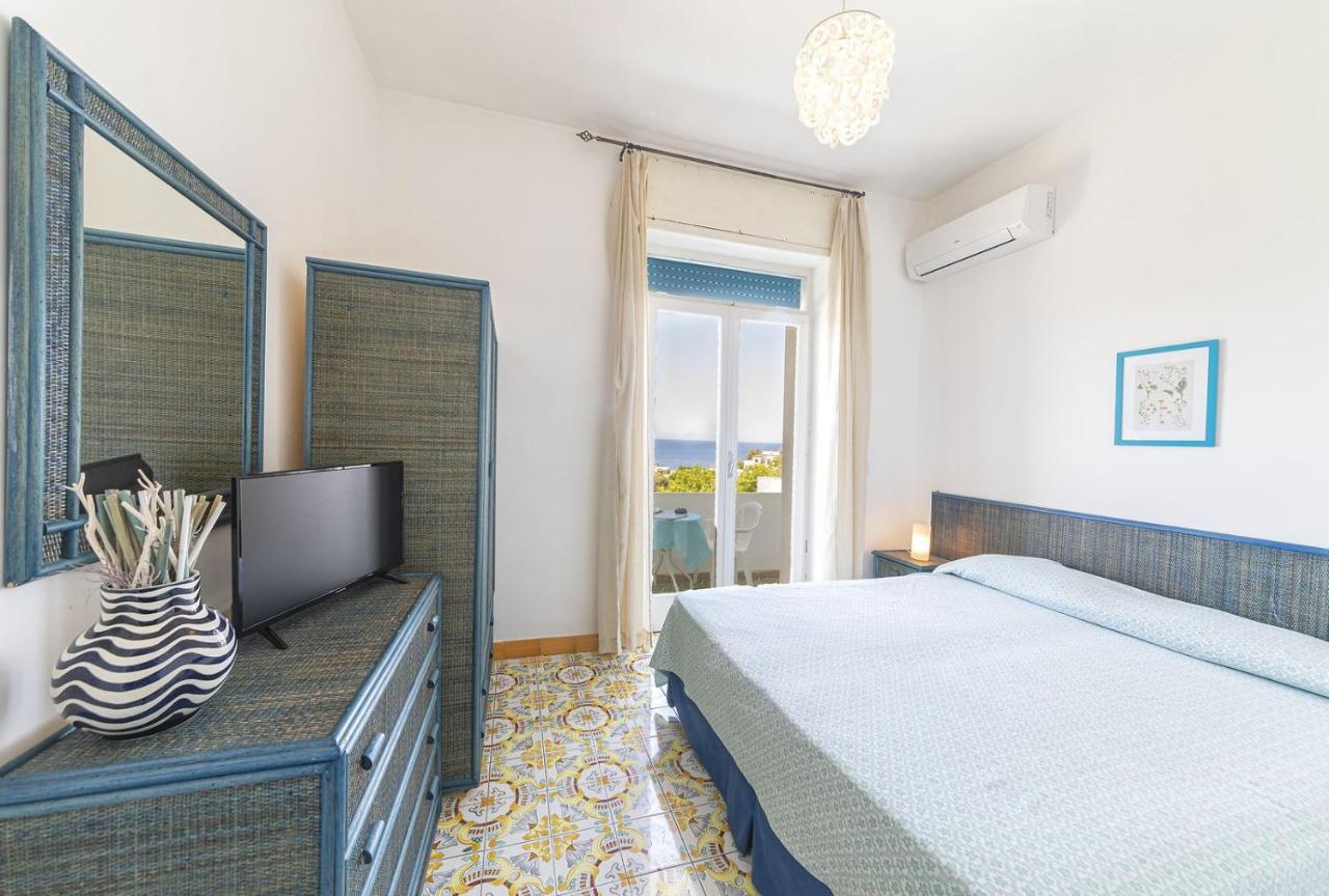 Bristol Hotel Lacco Ameno  Екстер'єр фото