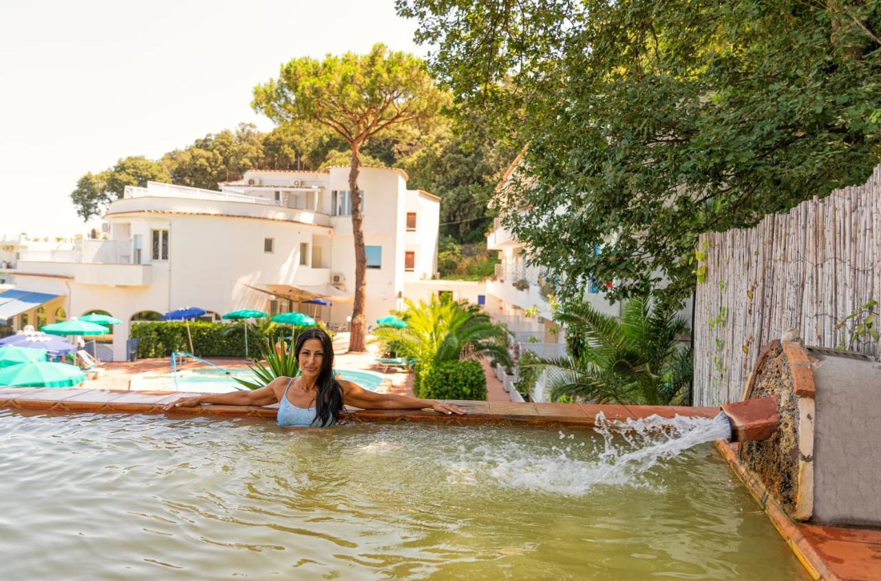 Bristol Hotel Lacco Ameno  Екстер'єр фото