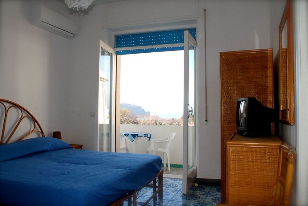 Bristol Hotel Lacco Ameno  Екстер'єр фото