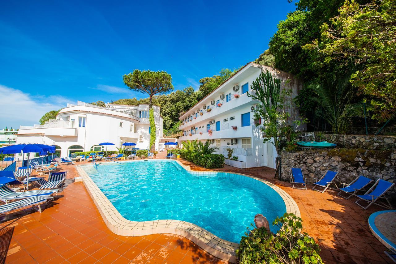 Bristol Hotel Lacco Ameno  Екстер'єр фото