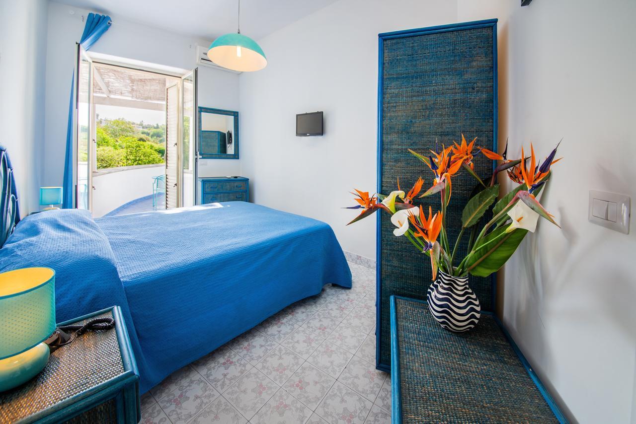 Bristol Hotel Lacco Ameno  Екстер'єр фото